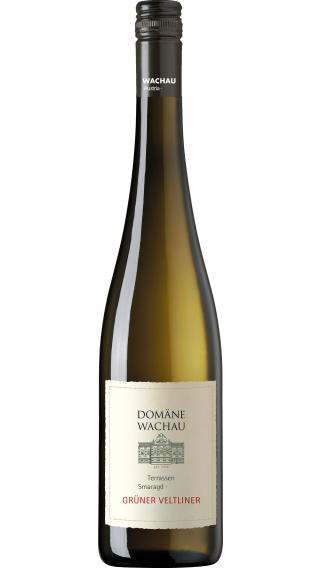 Bottle of Domane Wachau Gruner Veltliner Smaragd Terrassen 2022 wine 750 ml