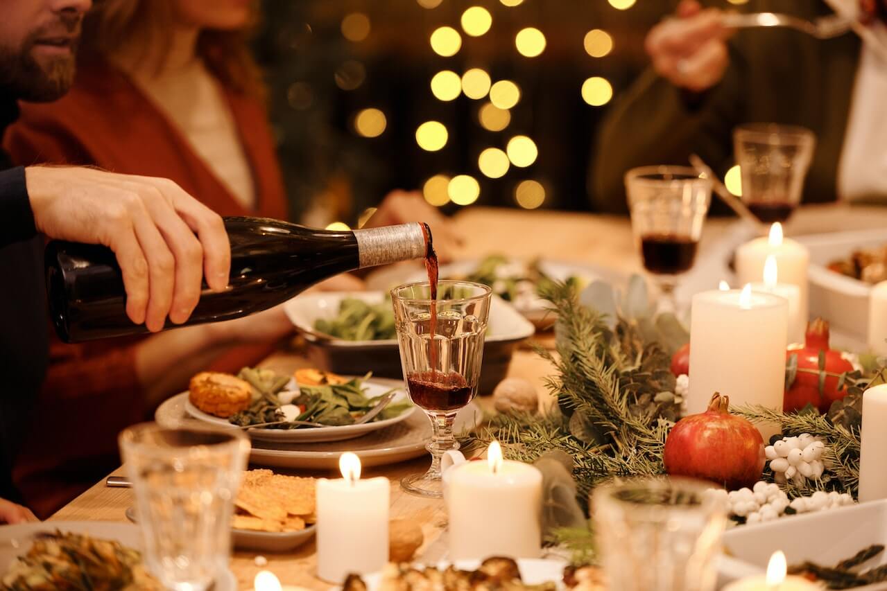 10+ Best Christmas Wines for Family Eve in 2024